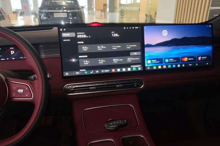 Used Hongqi HS6 PHEV 2026 240 Smart Hybrid Version Audio And AC Panel