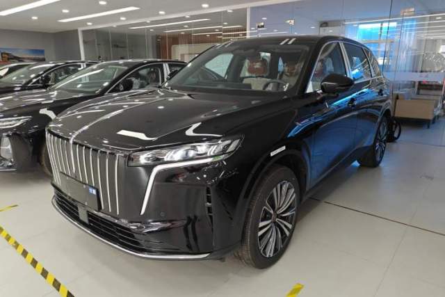 Used Hongqi HS6 PHEV 2026 240 Smart Hybrid Version
