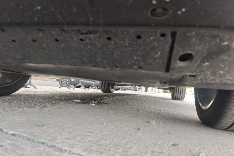 Used Hongqi HS6 PHEV 2026 240 Smart Hybrid Version Chassis Rear