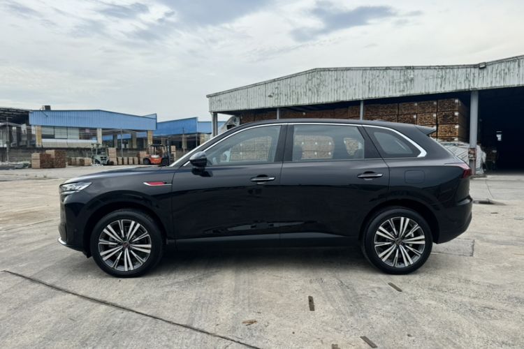 Used Hongqi HS6 PHEV 2026 240 Smart Hybrid Version Exterior 7