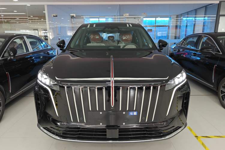 Used Hongqi HS6 PHEV 2026 240 Smart Hybrid Version Front