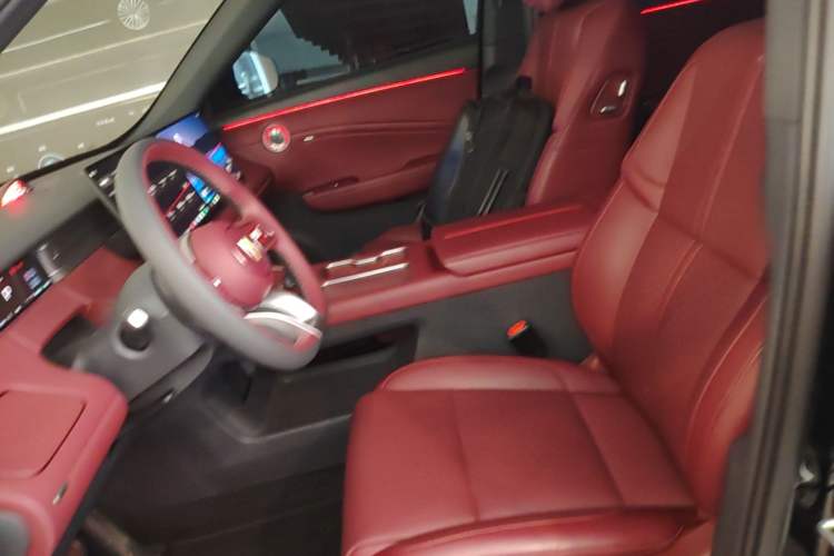 Used Hongqi HS6 PHEV 2026 240 Smart Hybrid Version Left Front Seat