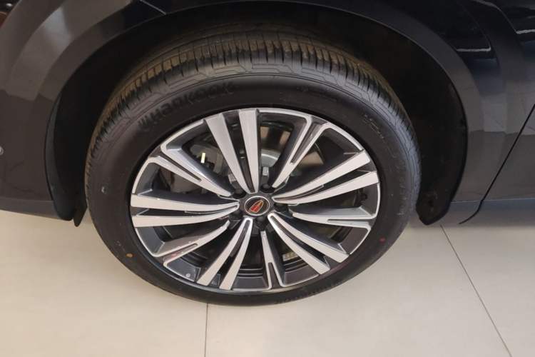 Used Hongqi HS6 PHEV 2026 240 Smart Hybrid Version Left Front Wheel Hub