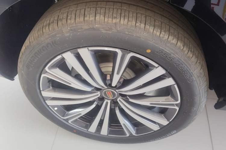 Used Hongqi HS6 PHEV 2026 240 Smart Hybrid Version Right Rear Wheel Hub