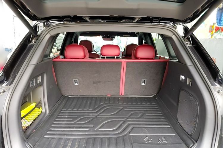 Used Hongqi HS6 PHEV 2026 240 Smart Hybrid Version Trunk