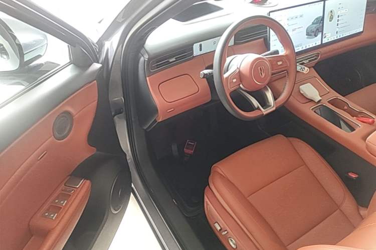 Used Hongqi HS6 PHEV 2026 220 All-Wheel Drive Smart Hybrid Version Driver Seat