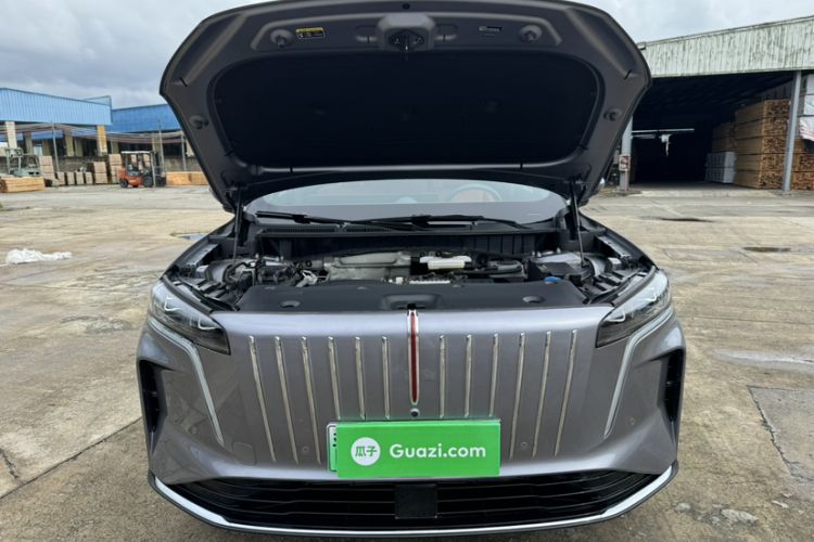 Used Hongqi HS6 PHEV 2026 220 All-Wheel Drive Smart Hybrid Version Engine Bay