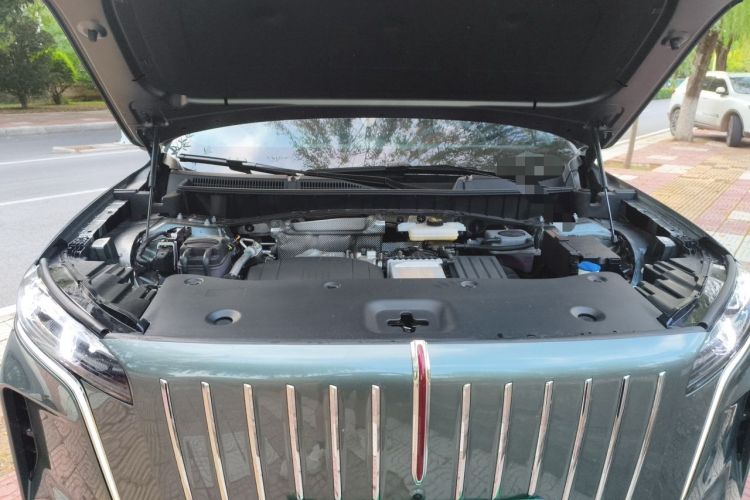 Used Hongqi HS6 PHEV 2026 240 Smart Hybrid Version Engine Bay