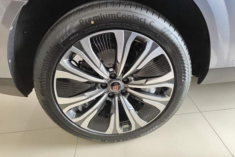 Used Hongqi HS6 PHEV 2026 220 All-Wheel Drive Smart Hybrid Version Exterior 5