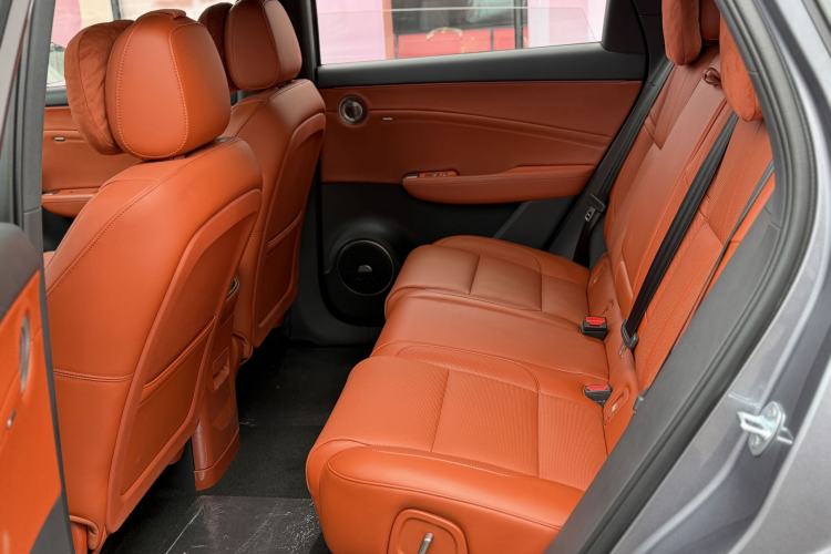 Used Hongqi HS6 PHEV 2026 220 All-Wheel Drive Smart Hybrid Version Interior 2