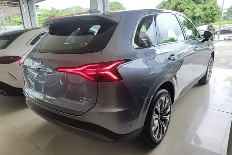 Used Hongqi HS6 PHEV 2026 220 All-Wheel Drive Smart Hybrid Version Rear Right 45 Deg