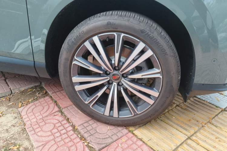 Used Hongqi HS6 PHEV 2026 240 Smart Hybrid Version Right Front Wheel Hub