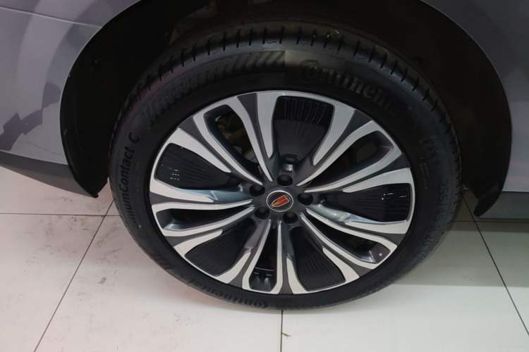 Used Hongqi HS6 PHEV 2026 220 All-Wheel Drive Smart Hybrid Version Right Rear Wheel Hub