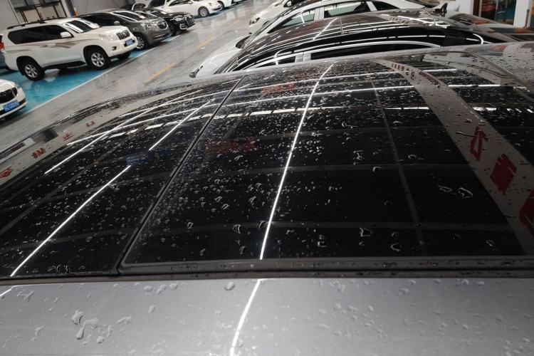 Used Hongqi HS6 PHEV 2026 220 All-Wheel Drive Smart Hybrid Version Roof
