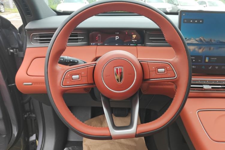 Used Hongqi HS6 PHEV 2026 220 All-Wheel Drive Smart Hybrid Version Steering Wheel