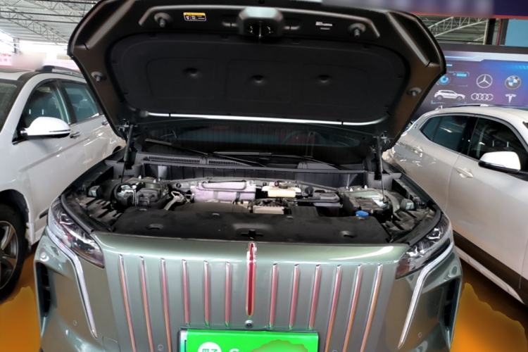 Used Hongqi HS6 PHEV 2026 240 Smart Hybrid Version Engine Bay