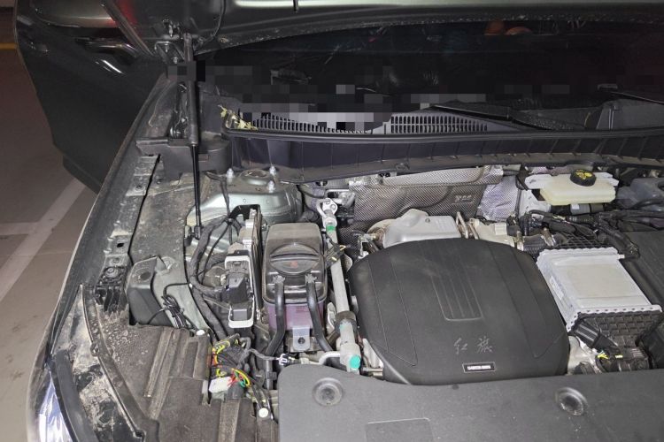 Used Hongqi HS6 PHEV 2026 220 All-Wheel Drive Smart Hybrid Version Engine Bay Right