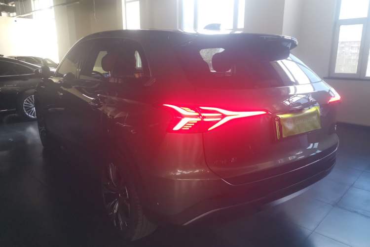 Used Hongqi HS6 PHEV 2026 220 All-Wheel Drive Smart Hybrid Version Rear Left 45 Deg