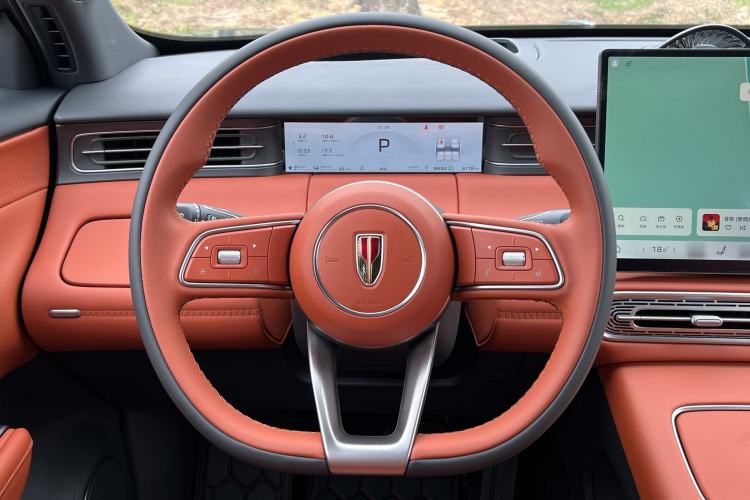 Used Hongqi HS6 PHEV 2026 220 All-Wheel Drive Smart Hybrid Version Steering Wheel