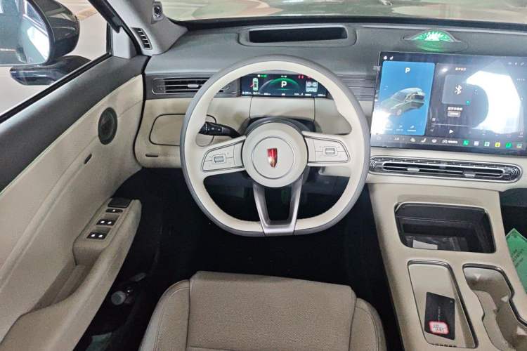Used Hongqi HS6 PHEV 2026 240 Smart Hybrid Version Steering Wheel