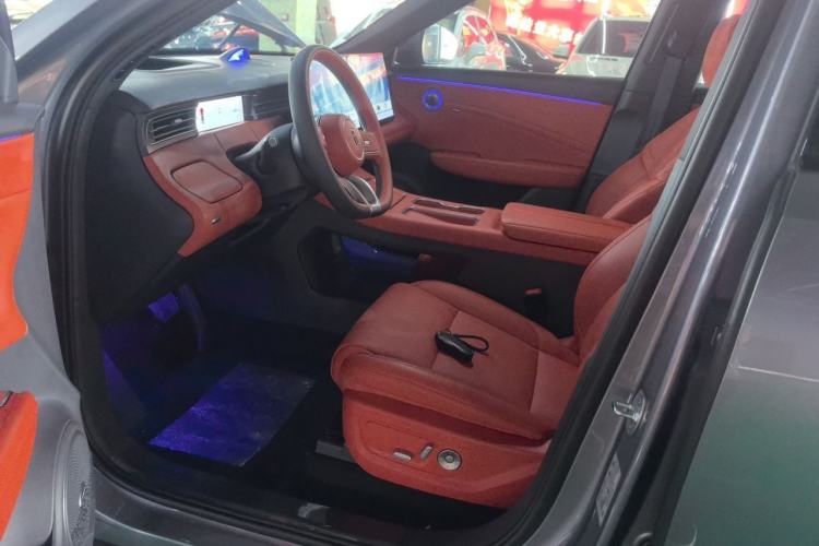 Used Hongqi HS6 PHEV 2026 240 Smart Hybrid Version Left Front Seat