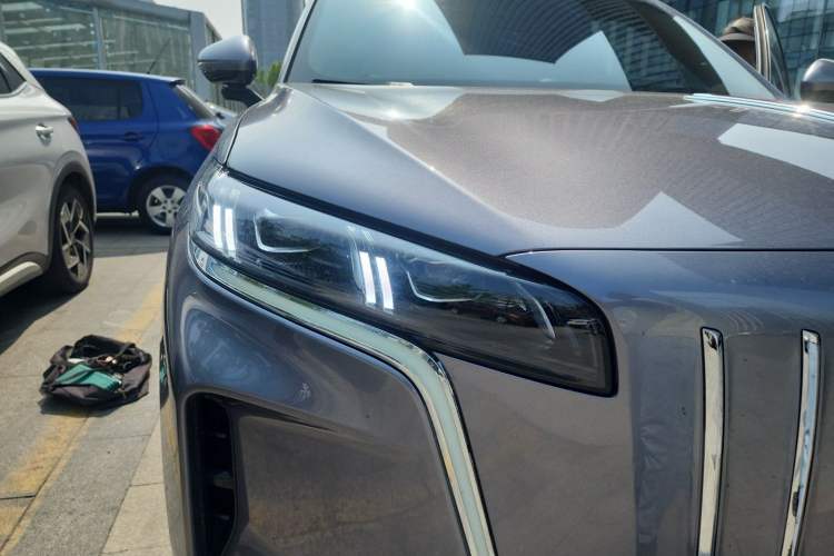 Used Hongqi HS6 PHEV 2026 240 Smart Hybrid Version Right Front Headlight