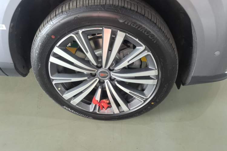 Used Hongqi HS6 PHEV 2026 240 Smart Hybrid Version Right Front Wheel Hub