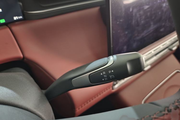 Used Hongqi HS6 PHEV 2026 240 Smart Hybrid Version Interior 8