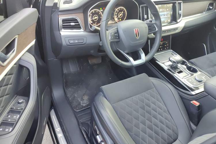 Used Hongqi HS7 2022 3.0T Automatic All-Wheel Drive Smart Connect Flagship Edition 7 Seats Driver Seat