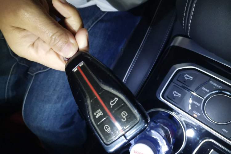 Used Hongqi HS7 2021 3.0T Automatic All-Wheel Drive Smart Connect Flagship Edition Vehicle Key