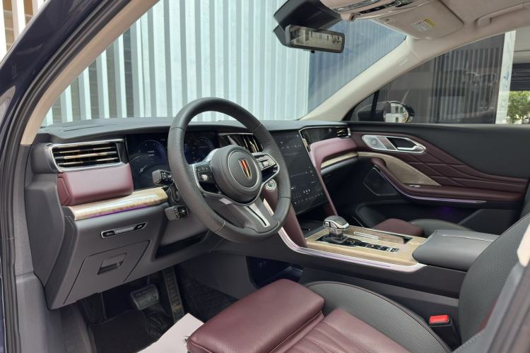 Used Hongqi HS7 2023 2.0T Automatic All-Wheel-Drive Flagship Edition Six Seats Interior 5
