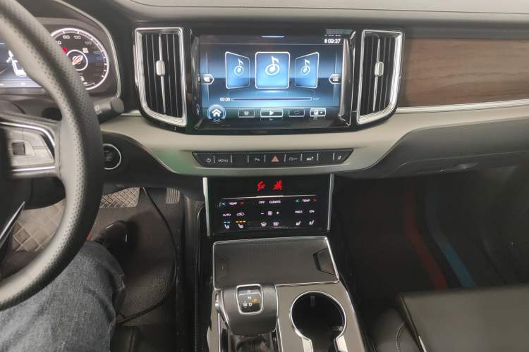 Used Hongqi HS7 2019 3.0T Automatic All-Wheel Drive Smart Connect Flagship Edition Audio And AC Panel