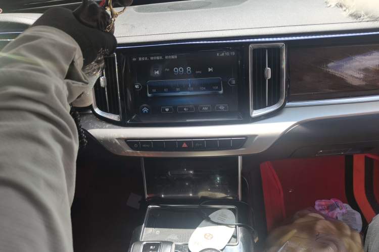 Used Hongqi HS7 2019 3.0T Automatic All-Wheel Drive Flagship Edition Audio And AC Panel