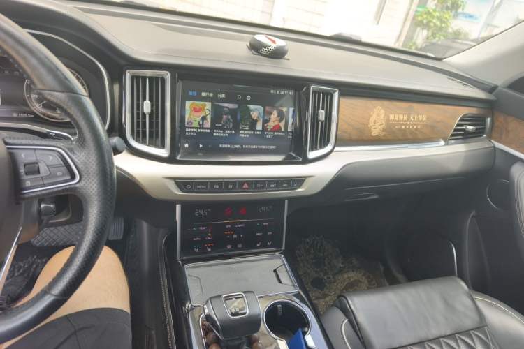 Used Hongqi HS7 2019 3.0T Automatic All-Wheel Drive Smart Connect Flagship Edition Audio And AC Panel
