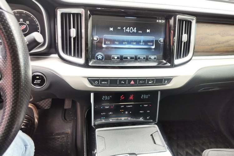 Used Hongqi HS7 2019 3.0T Automatic All-Wheel Drive Smart Connect Flagship Edition Audio And AC Panel