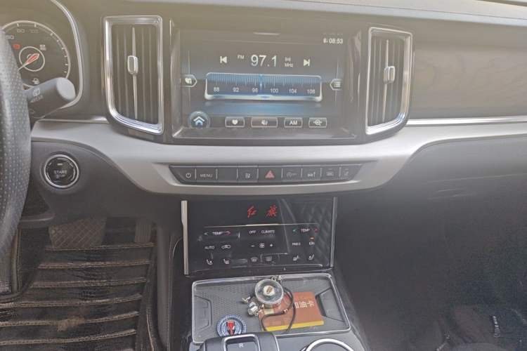 Used Hongqi HS7 2019 3.0T Automatic All-Wheel Drive Smart Connect Flagship Edition Audio And AC Panel