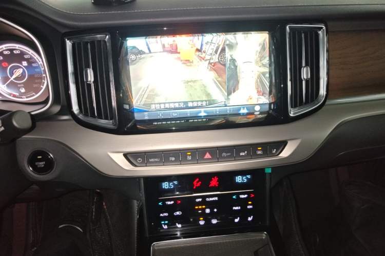 Used Hongqi HS7 2019 3.0T Automatic All-Wheel Drive Smart Connect Flagship Edition Audio And AC Panel