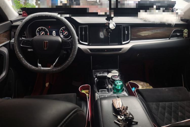 Used Hongqi HS7 2019 3.0T Automatic All-Wheel Drive Flagship Edition Center Console