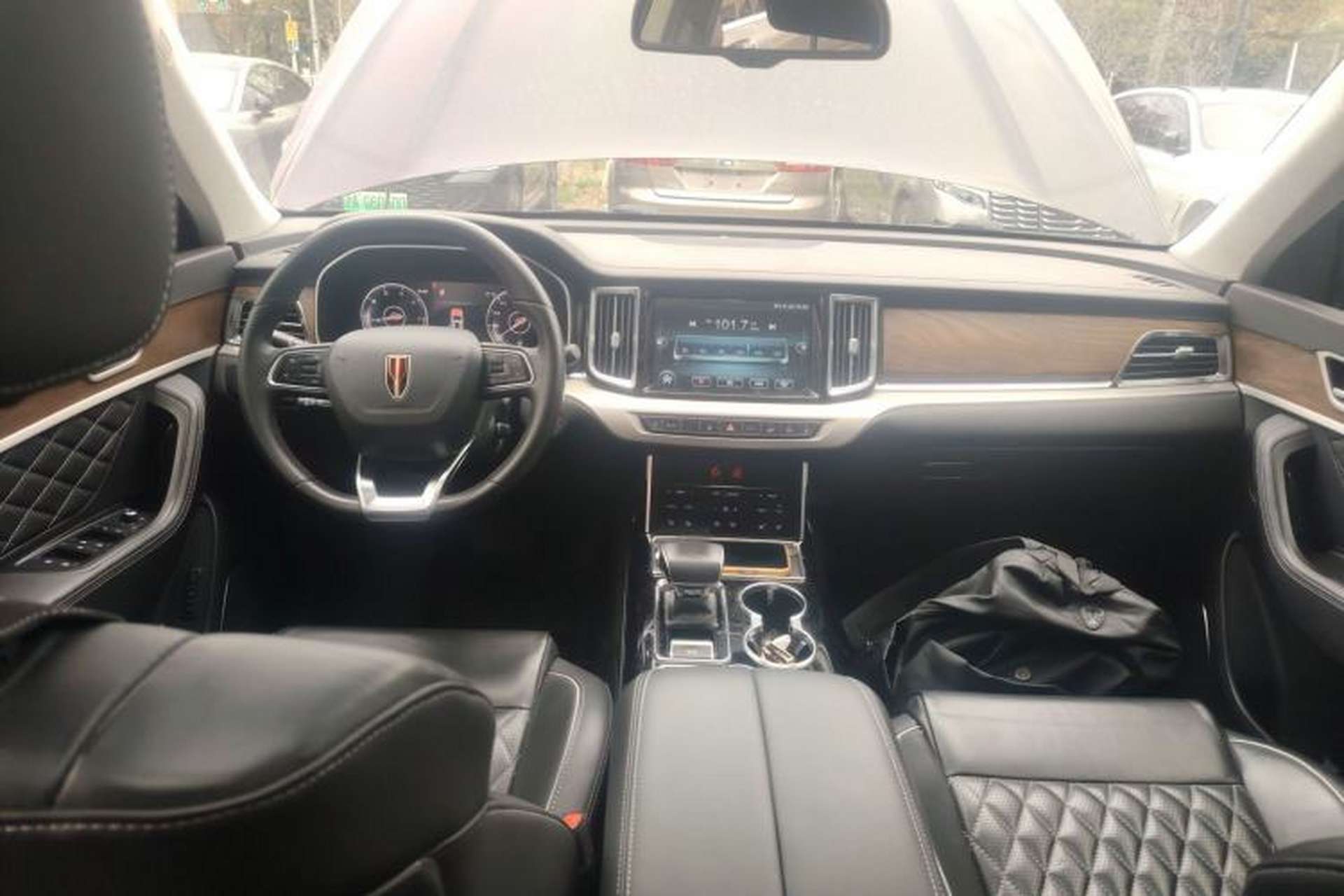 Used Hongqi HS7 2019 3.0T Automatic All-Wheel Drive Smart Connect Flagship Edition Center Console
