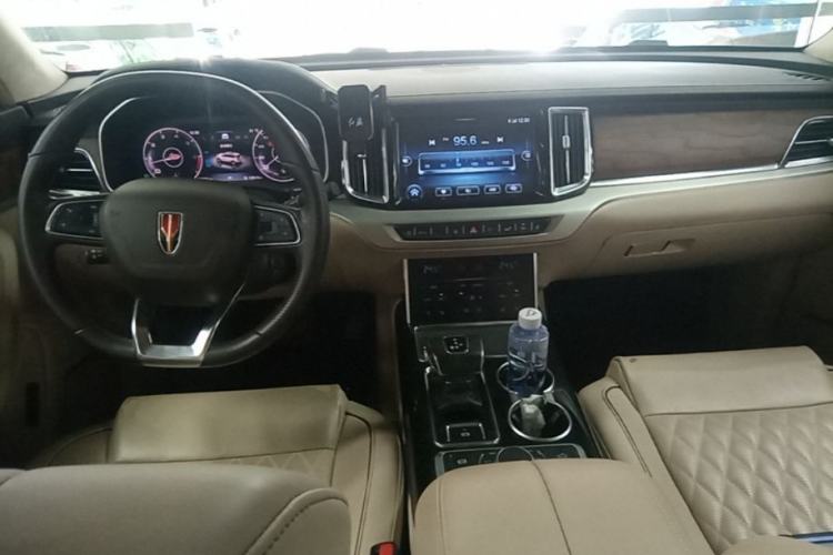 Used Hongqi HS7 2019 3.0T Automatic All-Wheel Drive Smart Connect Flagship Edition Center Console