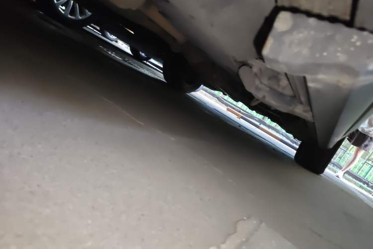Used Hongqi HS7 2019 3.0T Automatic All-Wheel Drive Smart Connect Flagship Edition Chassis Front Left