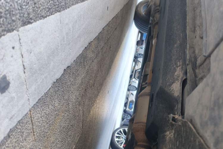 Used Hongqi HS7 2019 3.0T Automatic All-Wheel Drive Smart Connect Flagship Edition Chassis Front Right