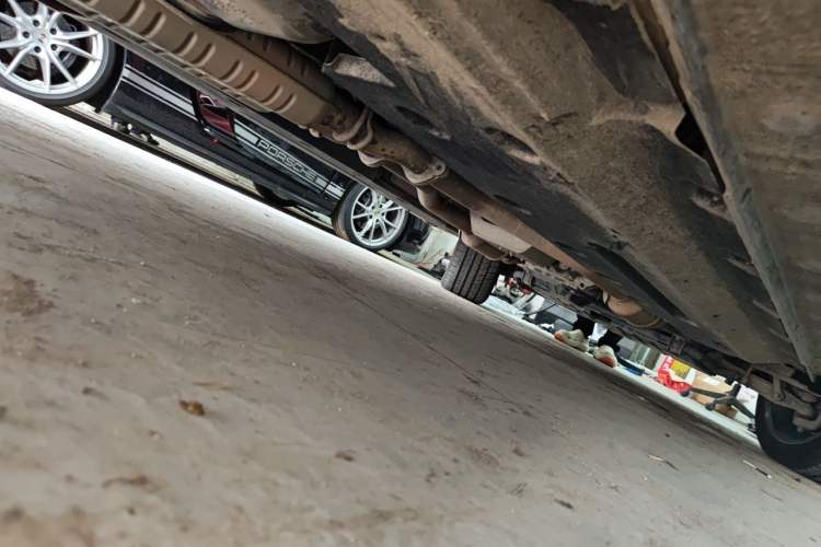 Used Hongqi HS7 2019 3.0T Automatic All-Wheel Drive Smart Connect Flagship Edition Chassis Rear Right