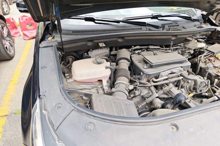 Used Hongqi HS7 2019 3.0T Automatic All-Wheel Drive Smart Connect Flagship Edition Engine Bay Right
