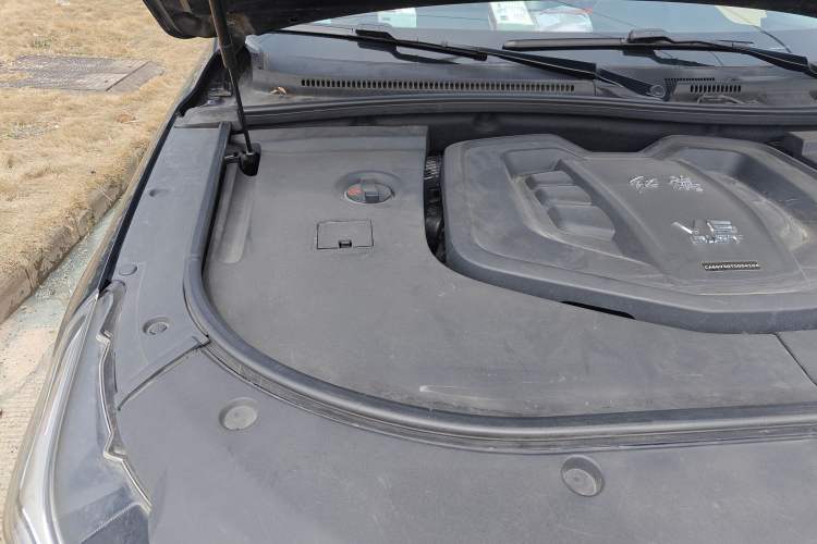 Used Hongqi HS7 2019 3.0T Automatic All-Wheel Drive Smart Connect Flagship Edition Engine Bay Right