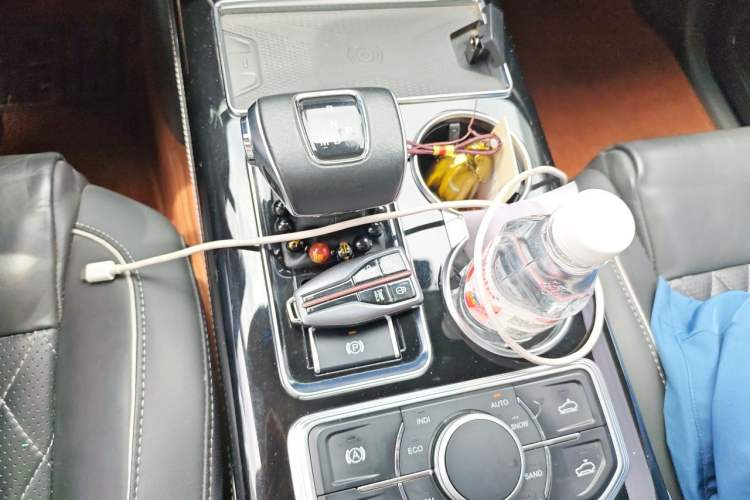 Used Hongqi HS7 2019 3.0T Automatic All-Wheel Drive Smart Connect Flagship Edition Gear Lever