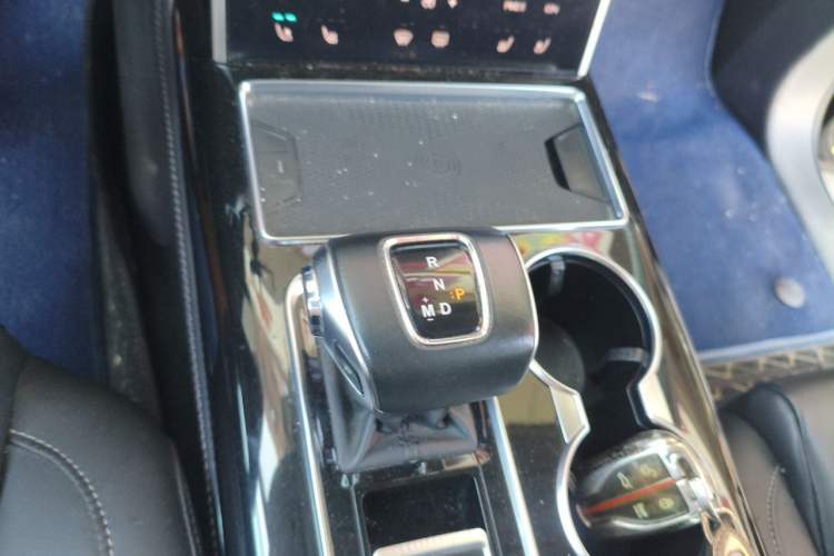 Used Hongqi HS7 2019 3.0T Automatic All-Wheel Drive Smart Connect Flagship Edition Gear Lever