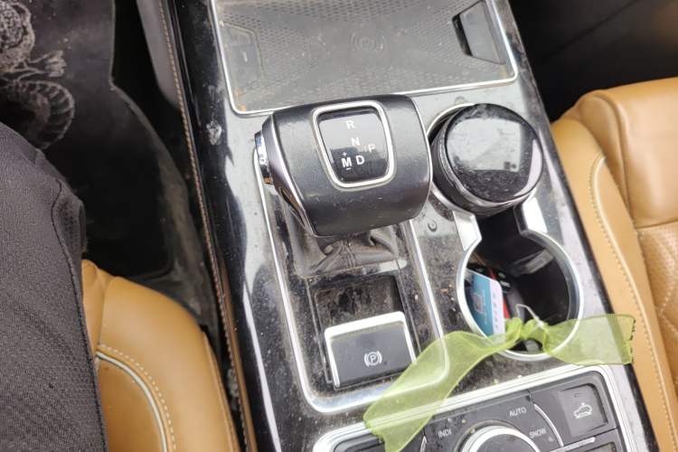 Used Hongqi HS7 2019 3.0T Automatic All-Wheel Drive Smart Connect Flagship Edition Gear Lever