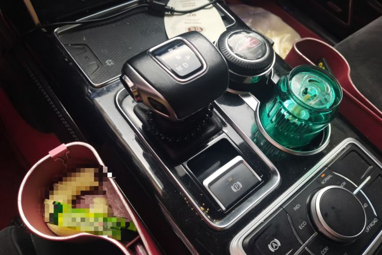 Used Hongqi HS7 2019 3.0T Automatic All-Wheel Drive Flagship Edition Gear Lever