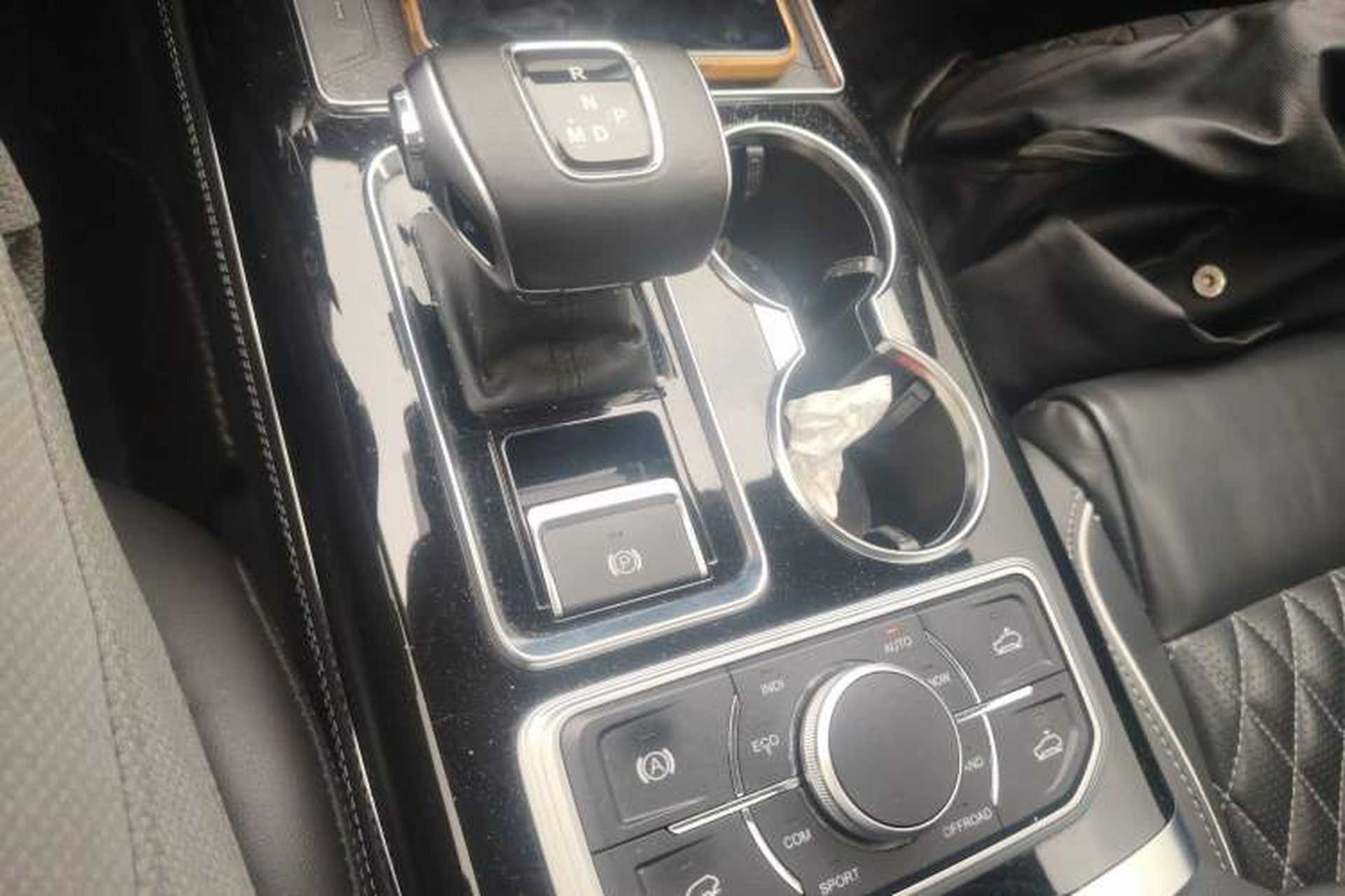 Used Hongqi HS7 2019 3.0T Automatic All-Wheel Drive Smart Connect Flagship Edition Gear Lever